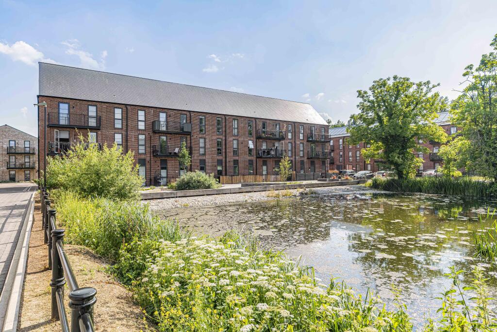 Main image of property: Baynhams Drive, Oxford, OX2
