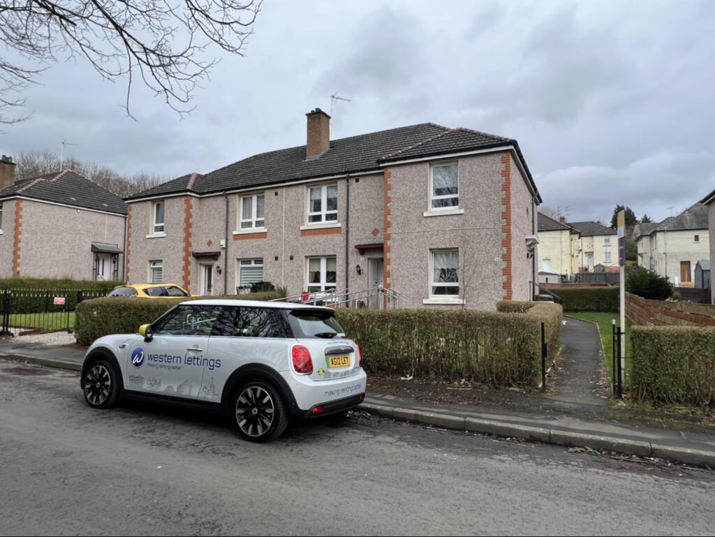 2 bedroom flat for rent in Duchray Street, Riddrie, Glasgow, G33