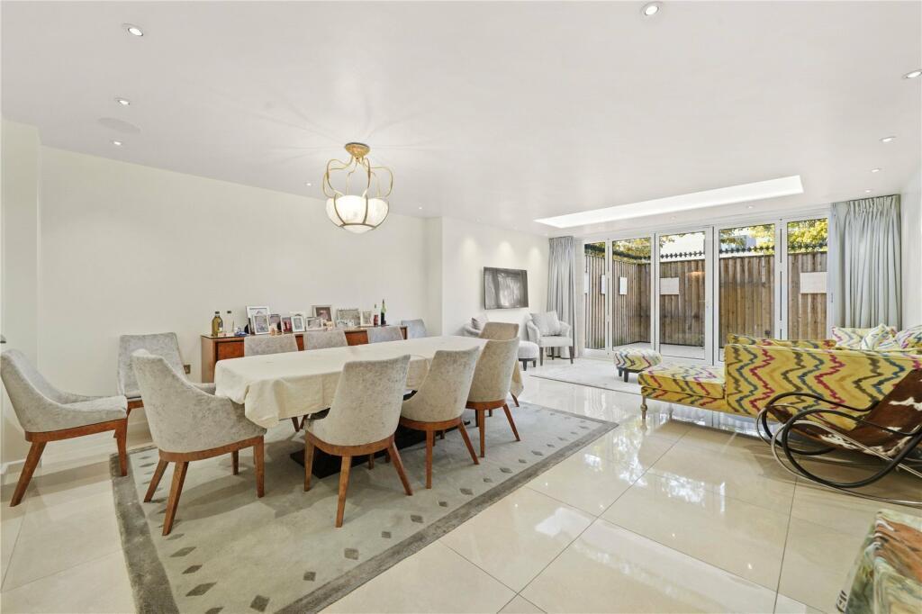 Main image of property: The Marlowes, St Johns Wood, London, NW8