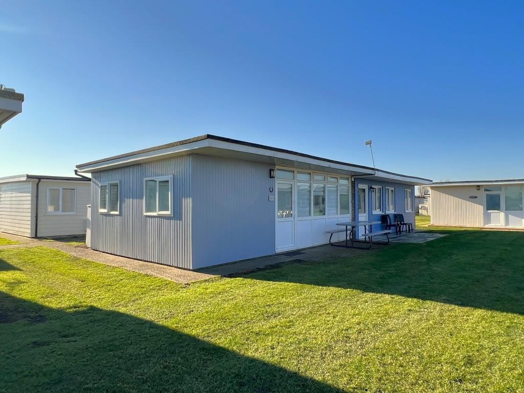 2 bedroom chalet for sale in New Lydd Road, TN31