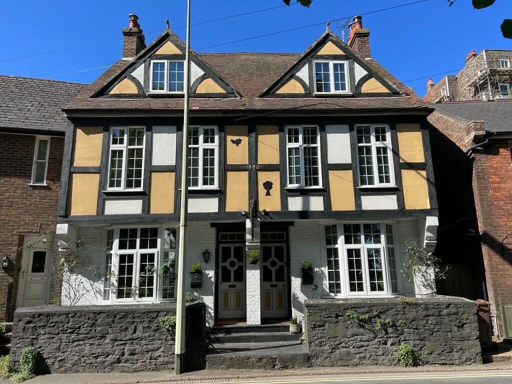 6 bedroom detached house for sale in Fishmarket Road, Rye, East Sussex