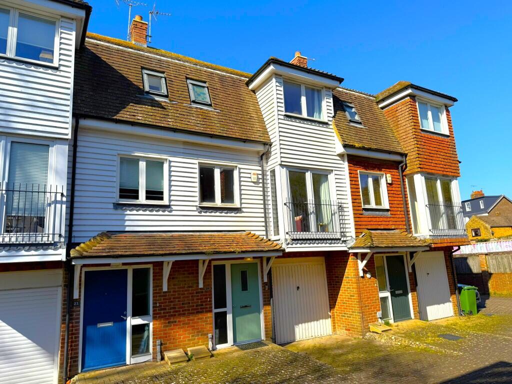 Main image of property: Western Barn Close, Rye, East Sussex, TN31