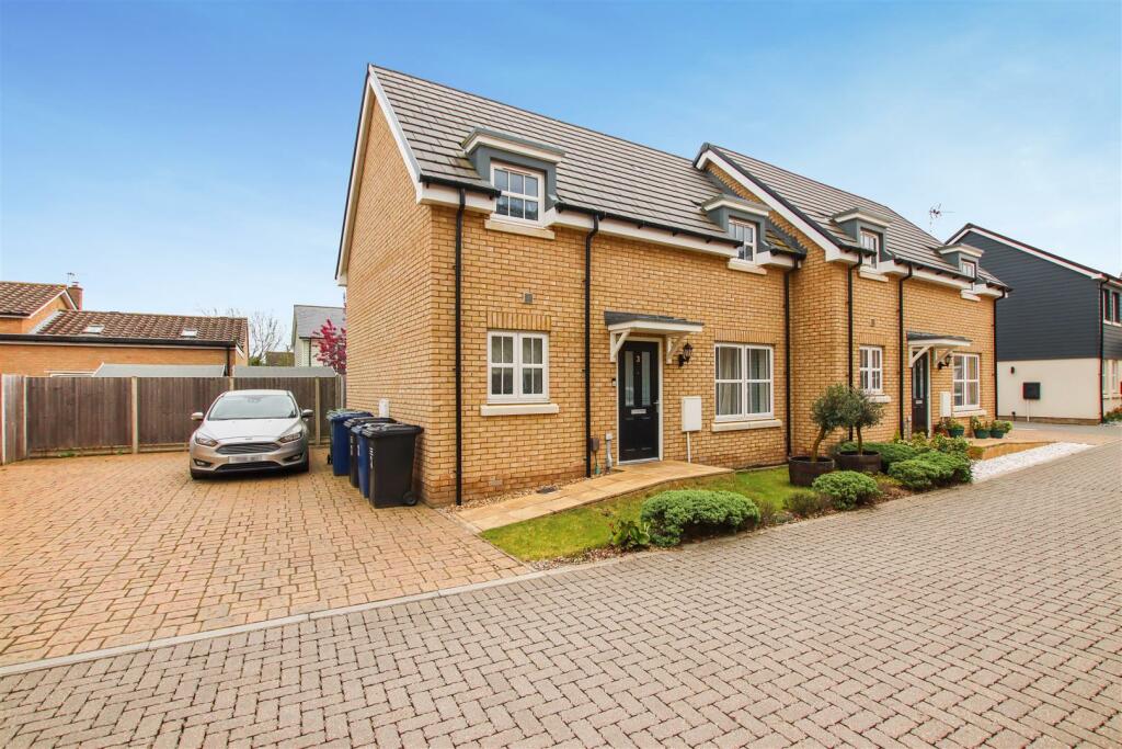 2 bedroom semidetached house for sale in Aspinalls Yard, Willingham