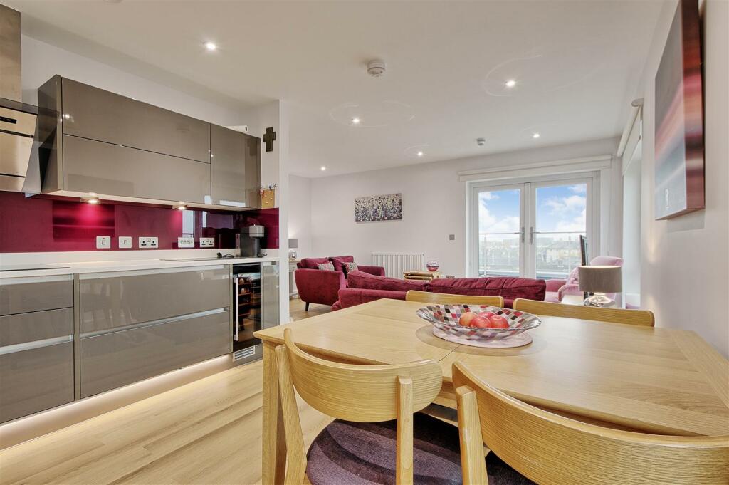 Additional property image - Beacon Rise, Newmarket Road, Cambridge