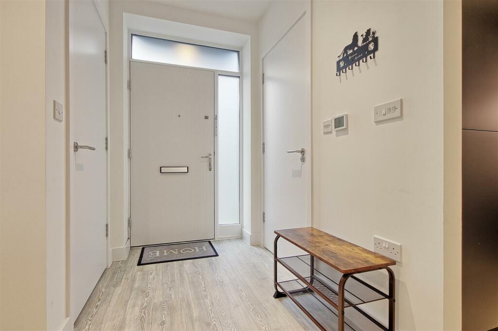 Additional property image - Gregory Park Mews, Cambridge