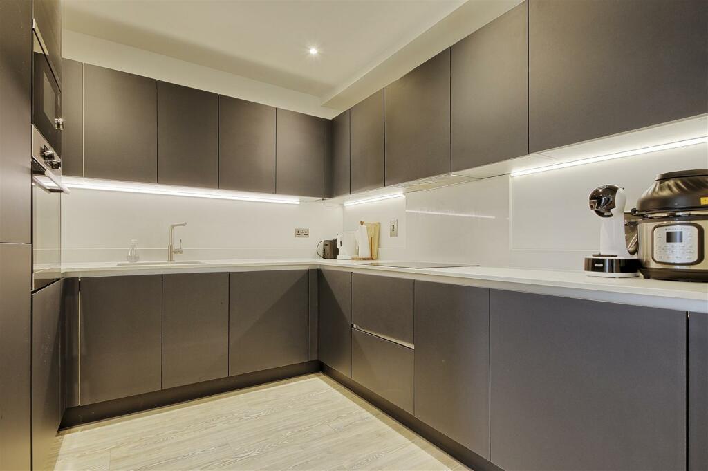 Additional property image - Gregory Park Mews, Cambridge