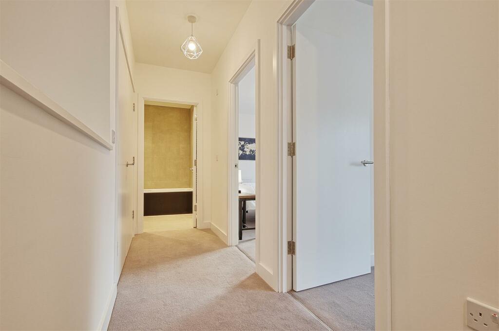 Additional property image - Gregory Park Mews, Cambridge