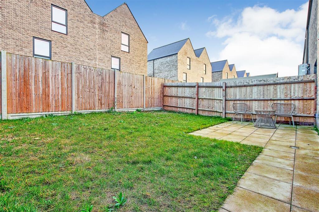 Additional property image - Gregory Park Mews, Cambridge