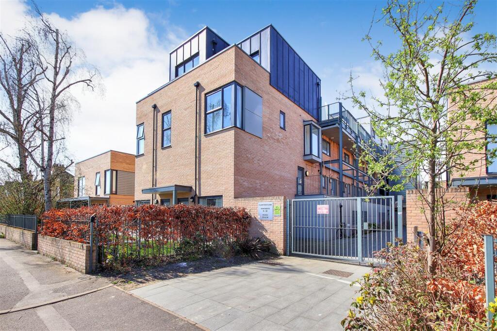 Main image of property: Flamsteed Close, Rustat Road, Cambridge