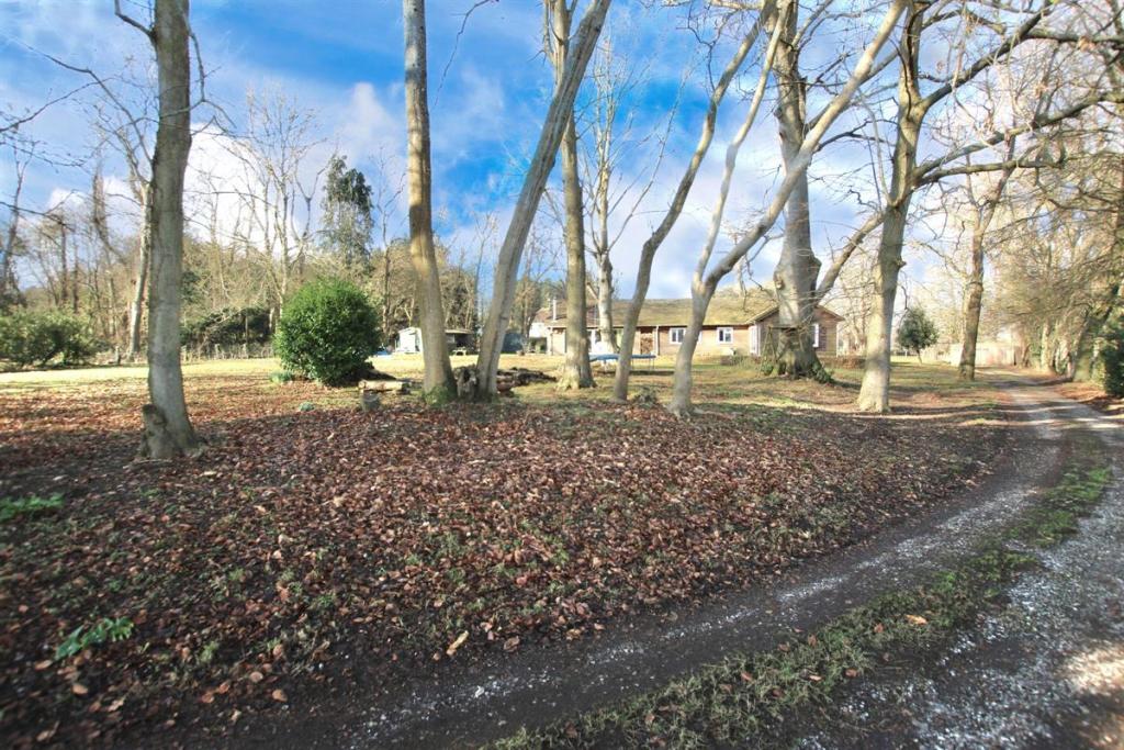 5 bedroom detached house for sale in Wootton Lane, Wootton, Canterbury, CT4