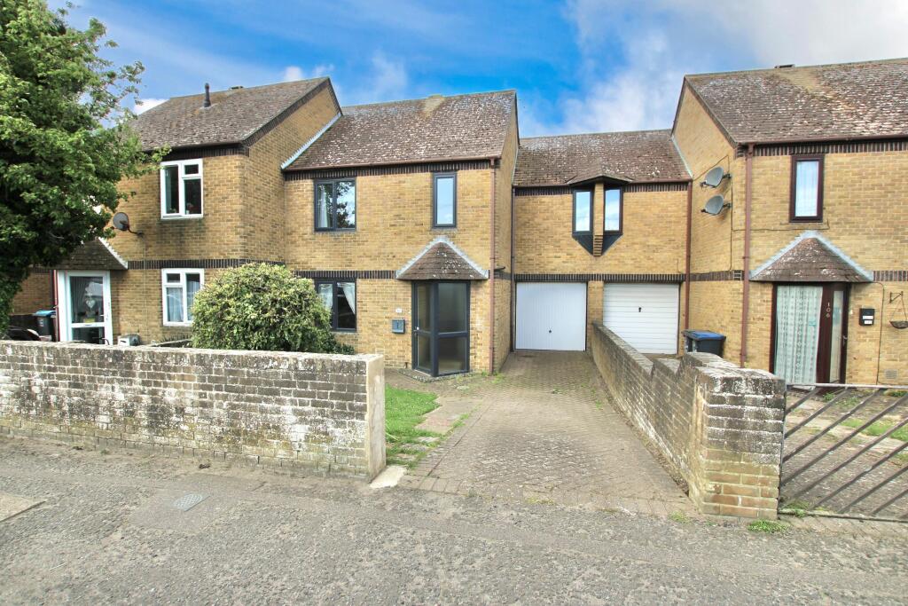3 bedroom end of terrace house for sale in Park Lane, Birchington, Kent
