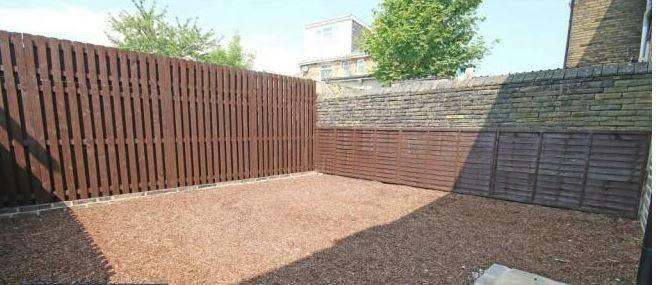 Additional property image - Cemetery Road, Bradford, BD8 9RY