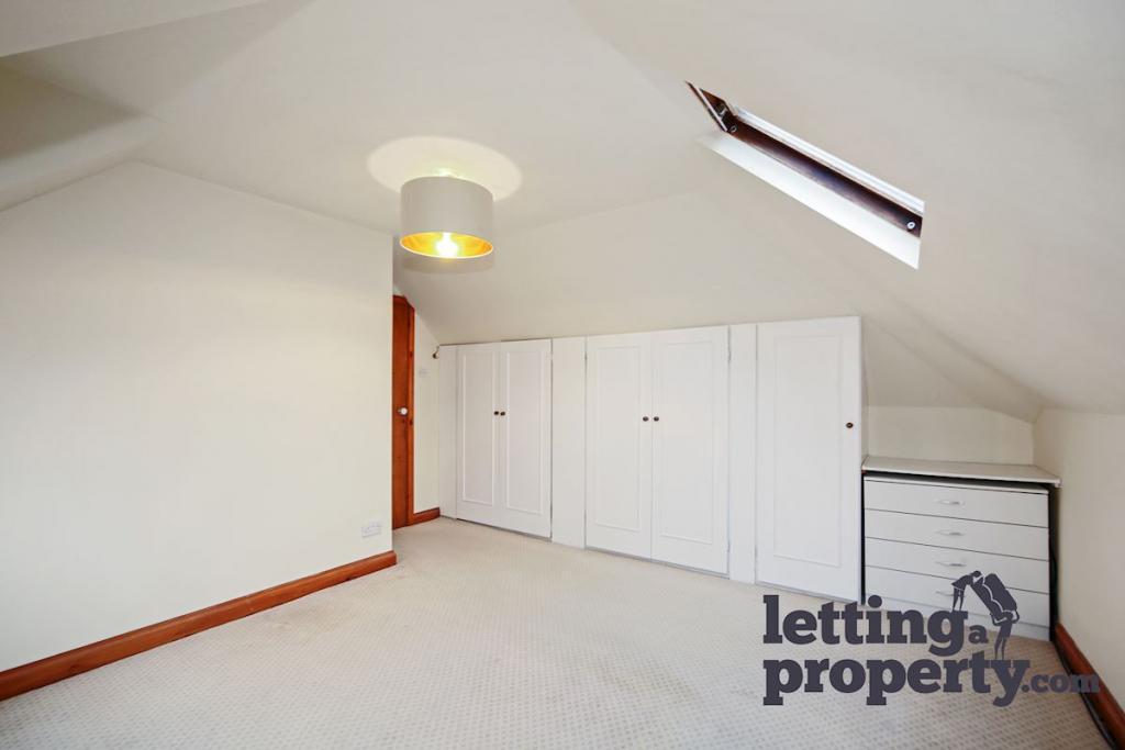 Additional property image - Walnut Lane, Finstall, Walnut Lane, Finstall, Near Bromsgrove, B60 3BU