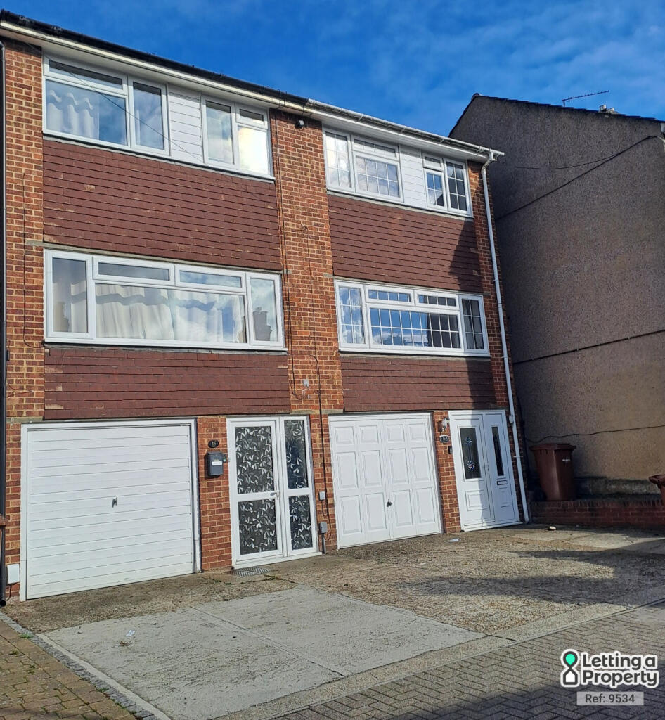 Main image of property: Kings Road, Chatham, Kent, ME5 7JY