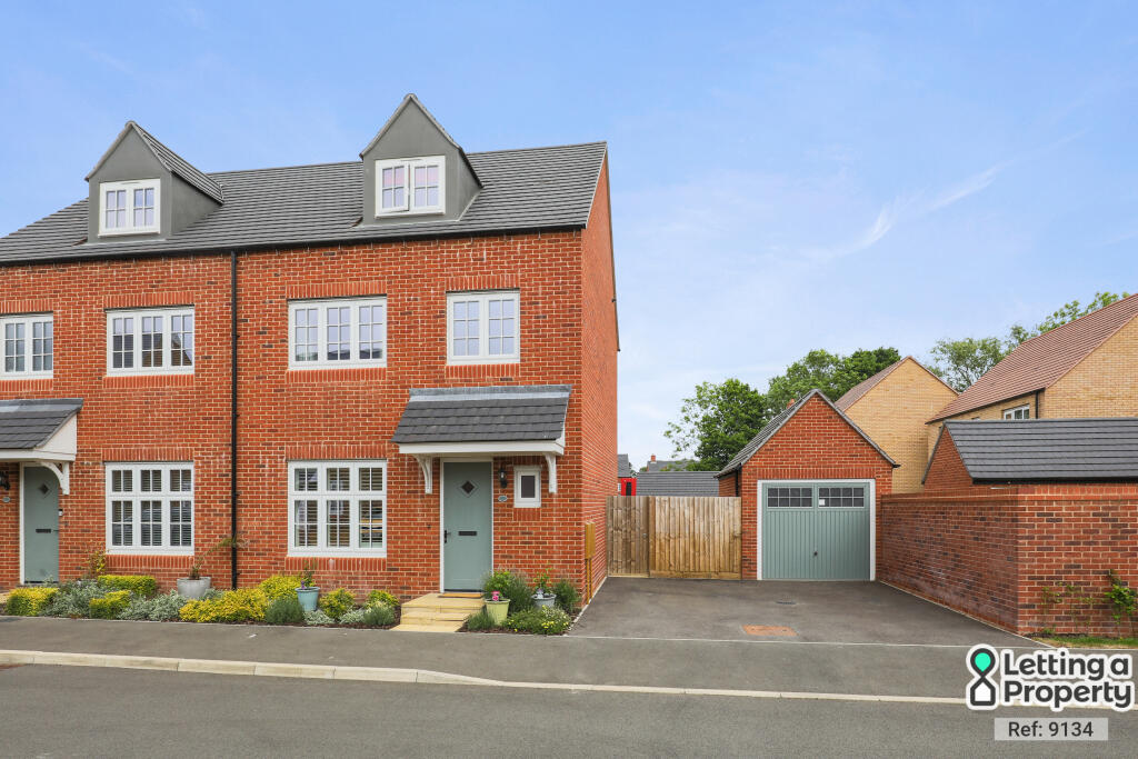 Main image of property: Selby Close, Banbury, Oxfordshire, OX16 9ZG