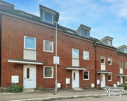 Main image of property: Oakes Crescent, Dartford, Kent, DA1 5UF