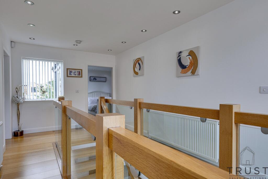 Additional property image - Bradford Road, Birkenshaw