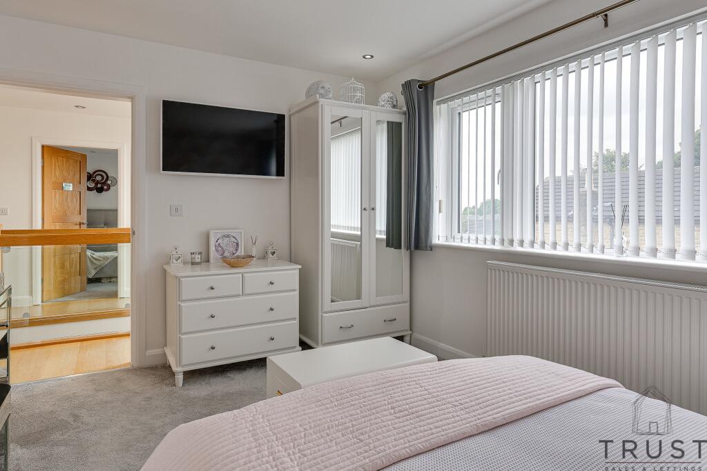 Additional property image - Bradford Road, Birkenshaw