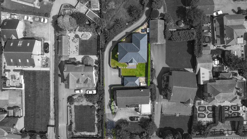 Additional property image - Bradford Road, Birkenshaw