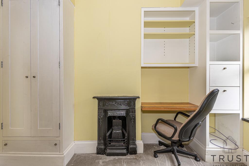Additional property image - Halifax Road, Hartshead Moor, Cleckheaton
