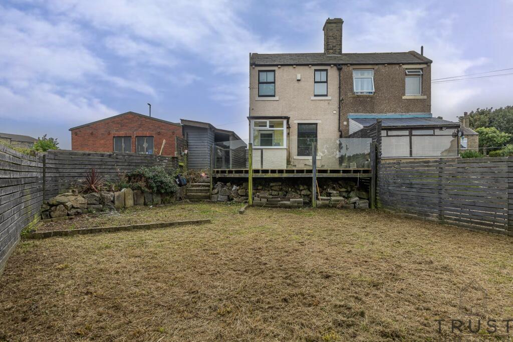 Additional property image - Halifax Road, Hartshead Moor, Cleckheaton