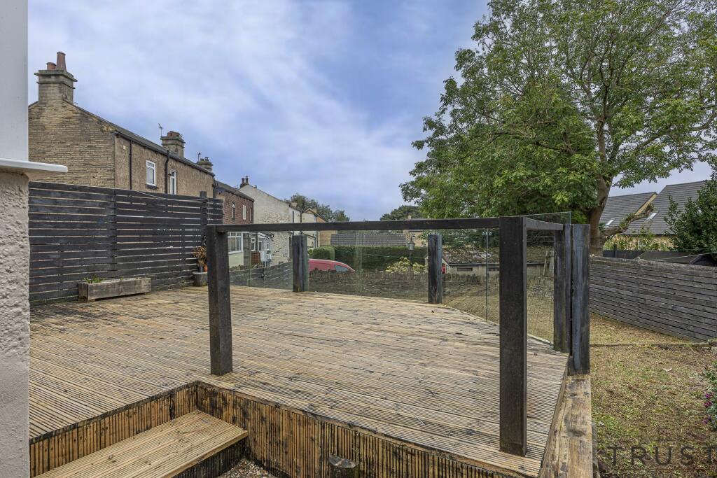 Additional property image - Halifax Road, Hartshead Moor, Cleckheaton