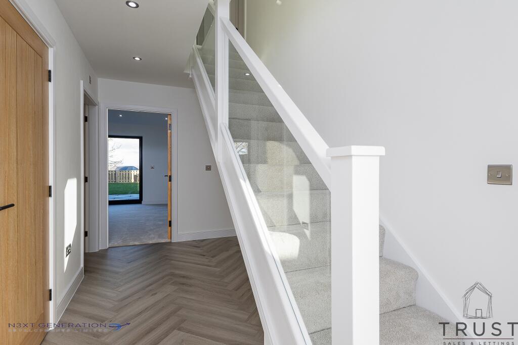 Additional property image - Hillside View, Drighlington