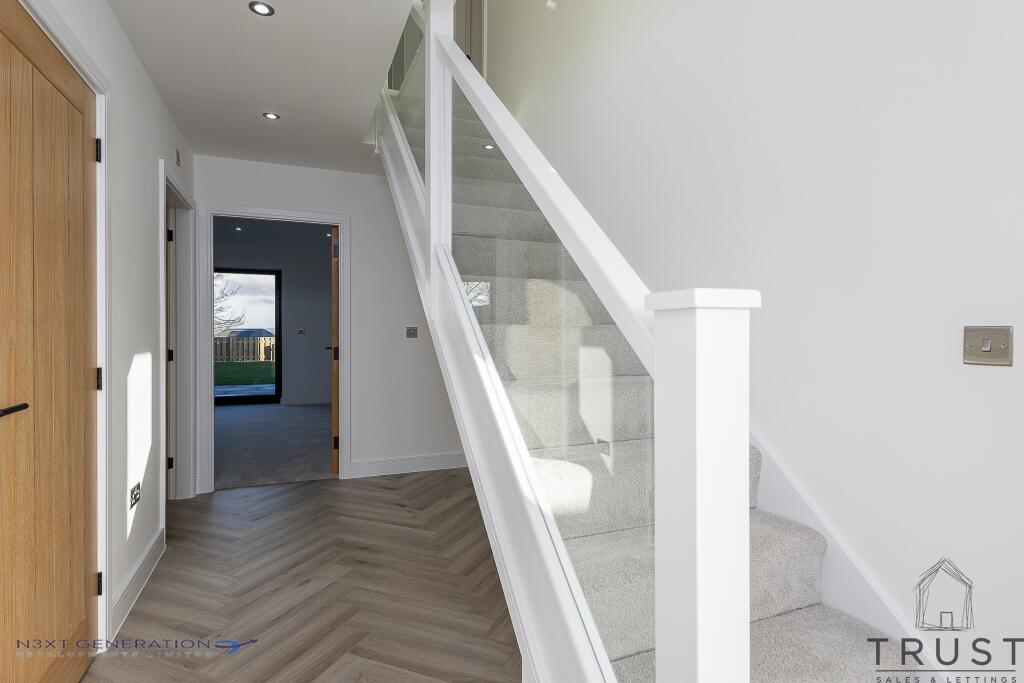 Additional property image - Hillside View, Drighlington