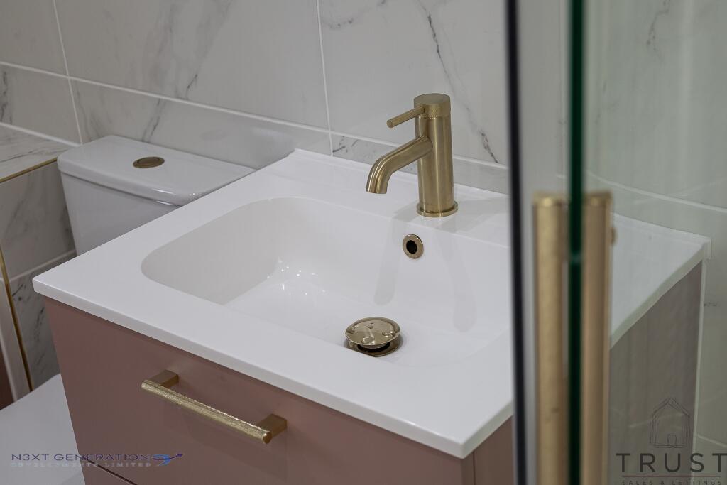 Additional property image - Hillside View, Drighlington