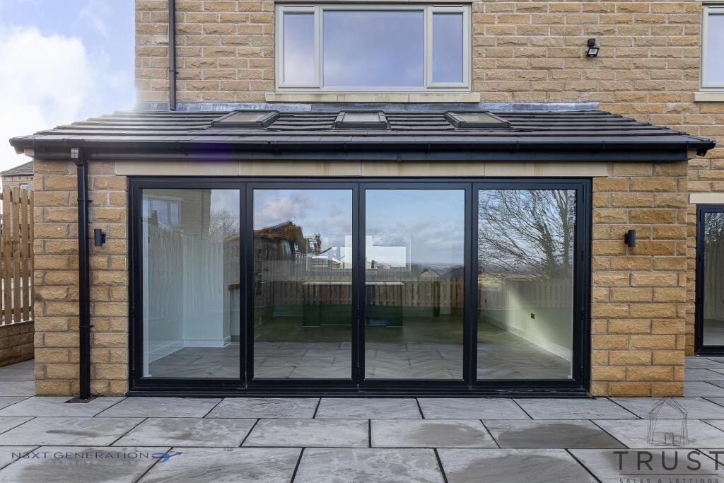 Additional property image - Hillside View, Drighlington
