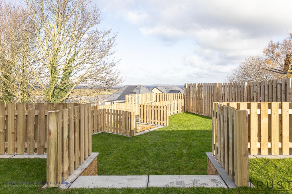 Additional property image - Hillside View, Drighlington