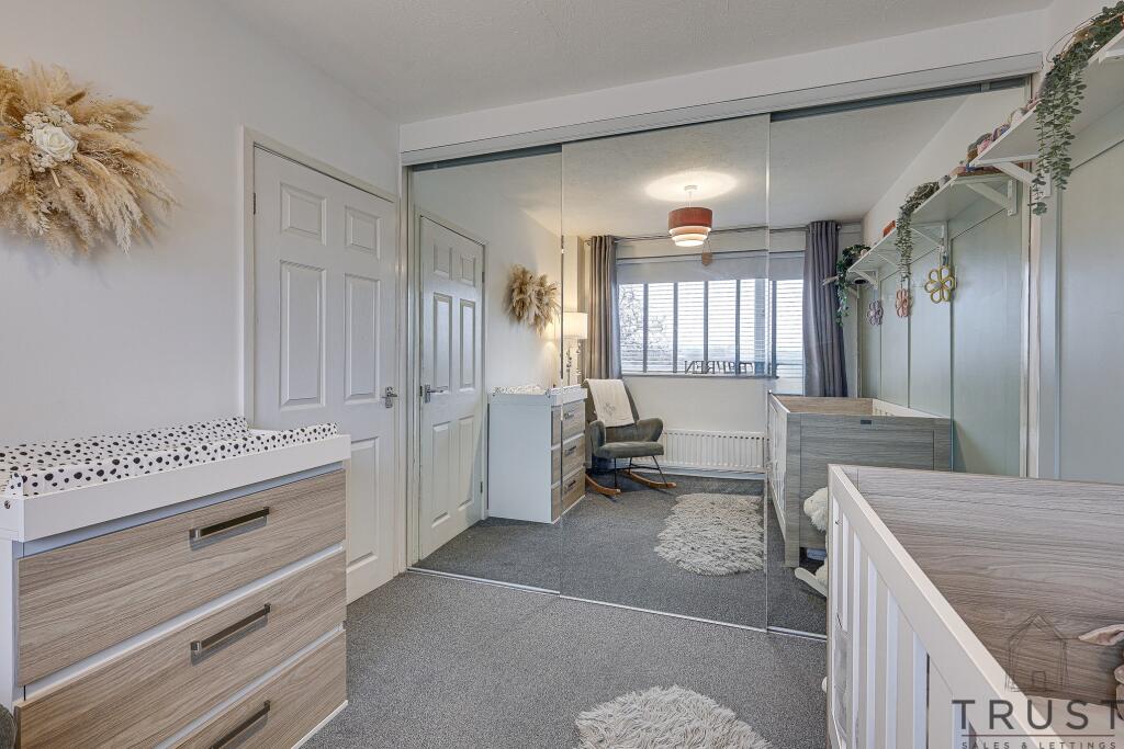 Additional property image - Links Avenue, Cleckheaton