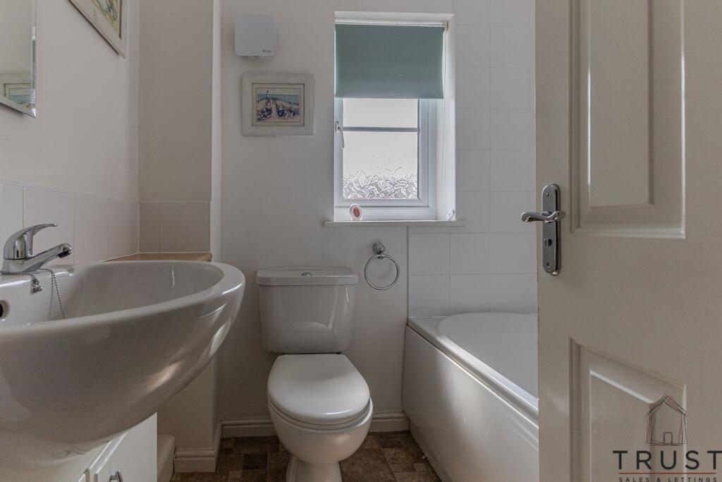 Additional property image - Manor Park Road, Cleckheaton