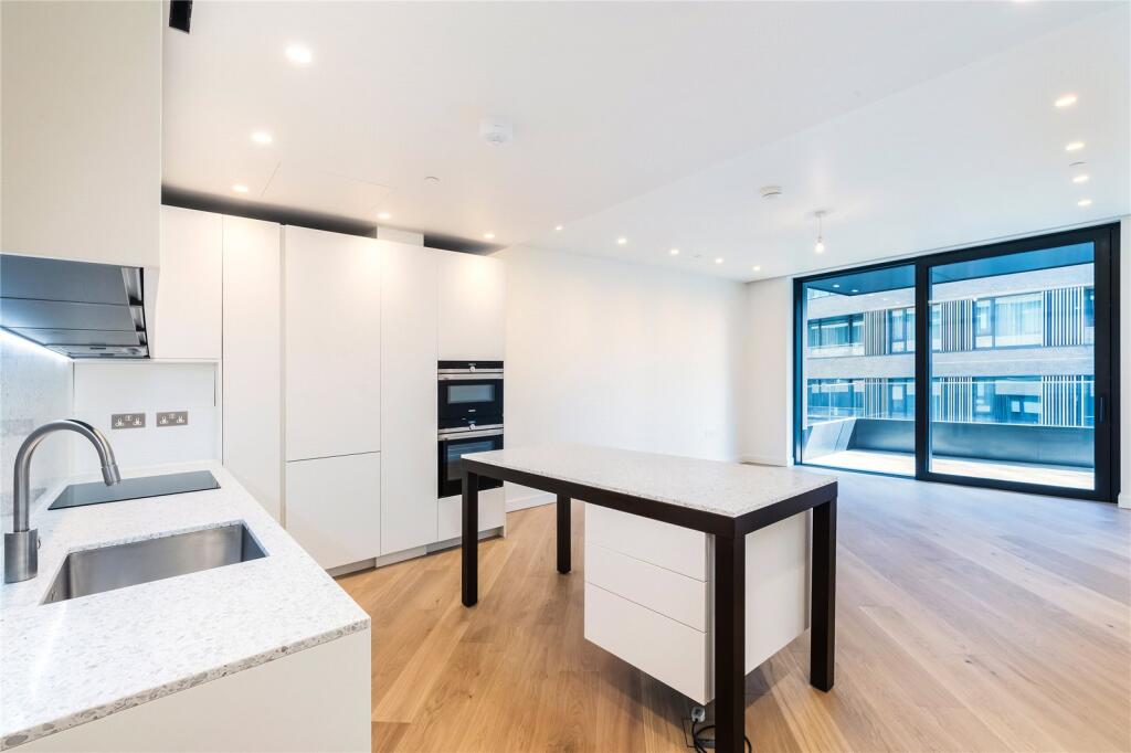 Main image of property: Wood Crescent, London