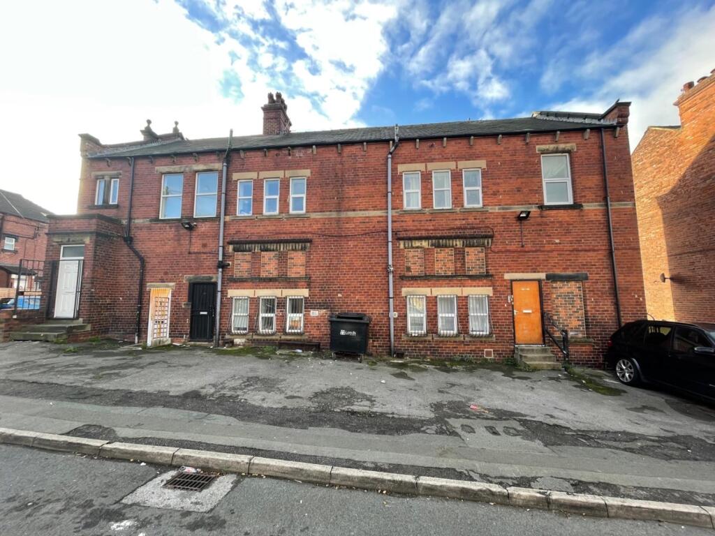 Main image of property: 36 Ashton View, Leeds