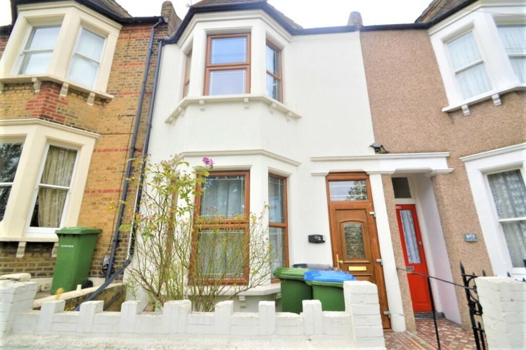3 bedroom terraced house for sale in Lakedale Road, London, SE18 1PS , SE18