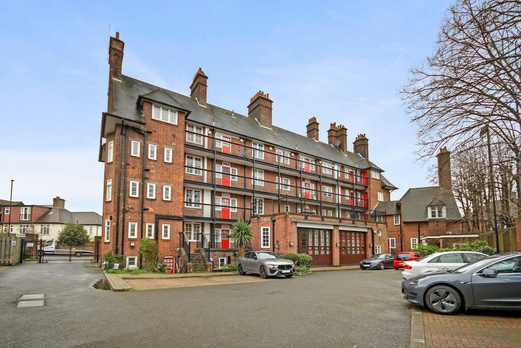 2 bedroom apartment for rent in Eaglesfield Road, London, SE18
