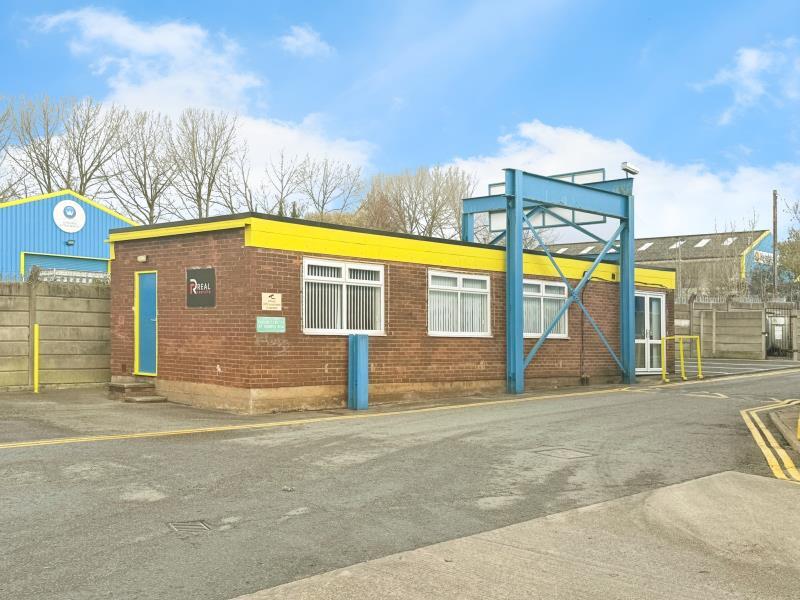 Main image of property: The Gate House, The Gatehouse Astley Park Estate, Kennedy Road, Chaddock Lane, Astley M29 7JY