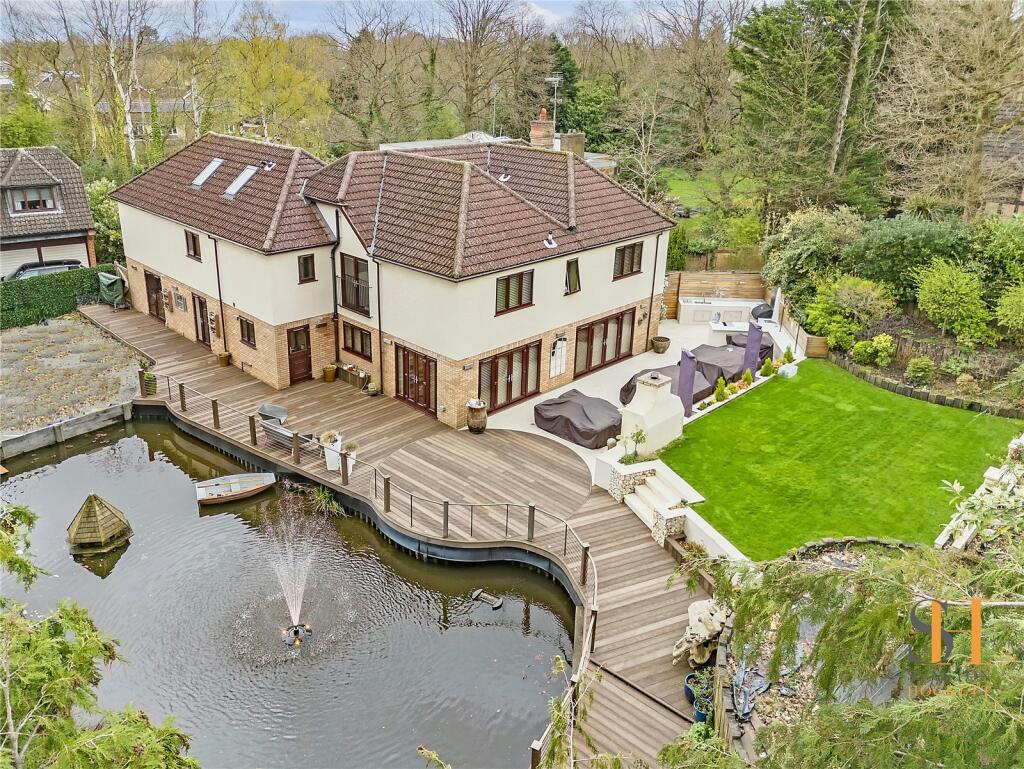 6 bedroom house for sale in Abbots Close, Shenfield, Brentwood, Essex, CM15