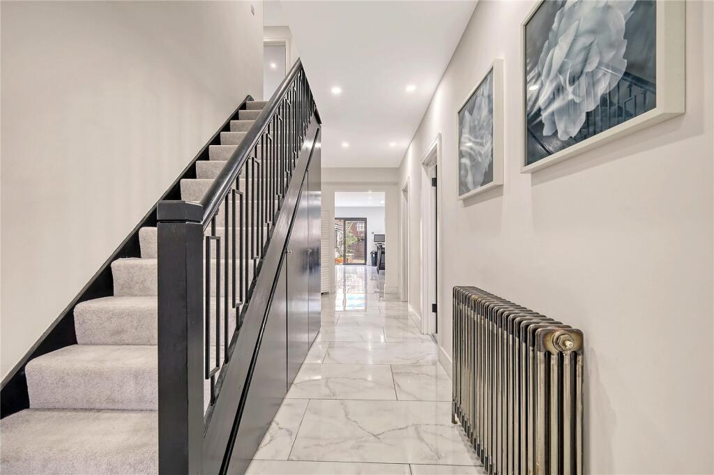 Additional property image - Thynne Road, Billericay, Essex, CM11