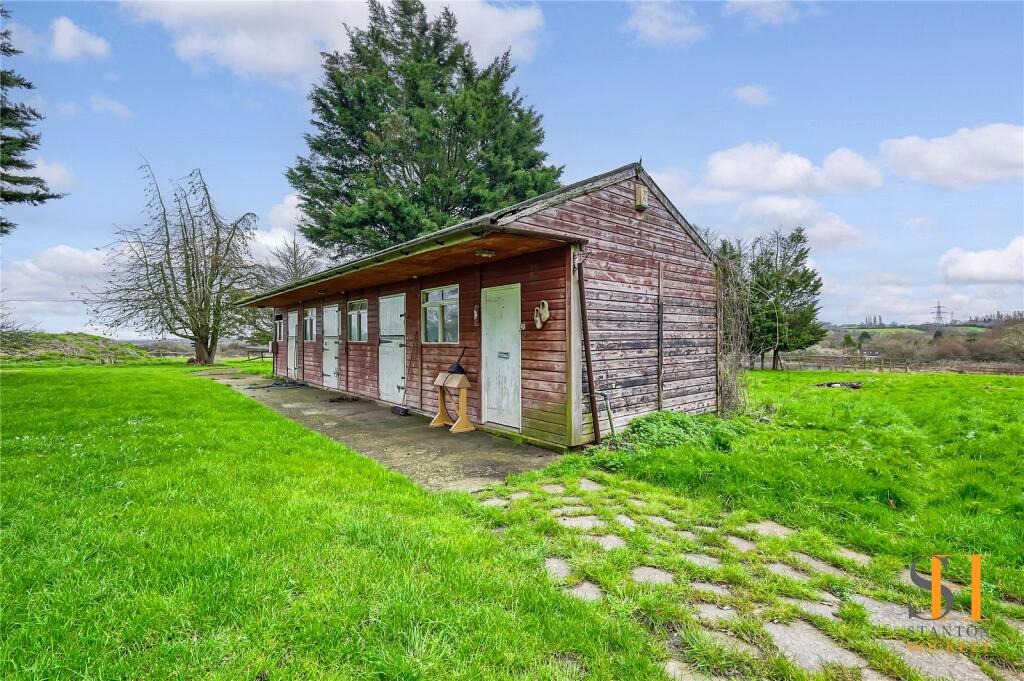 Additional property image - Tile Works Lane, Rettendon Common, Chelmsford, Essex, CM3