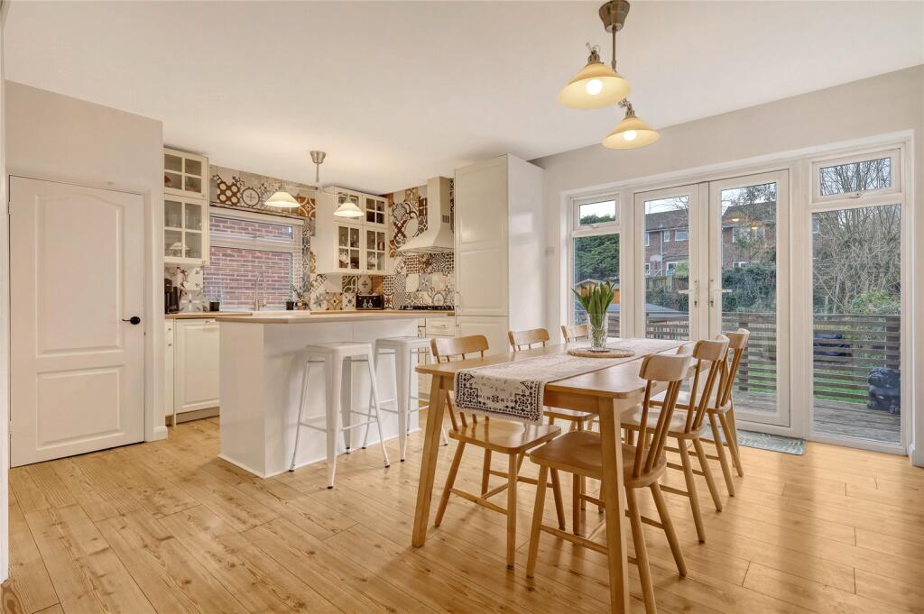 Additional property image - Hillside Road, Billericay, Essex, CM11