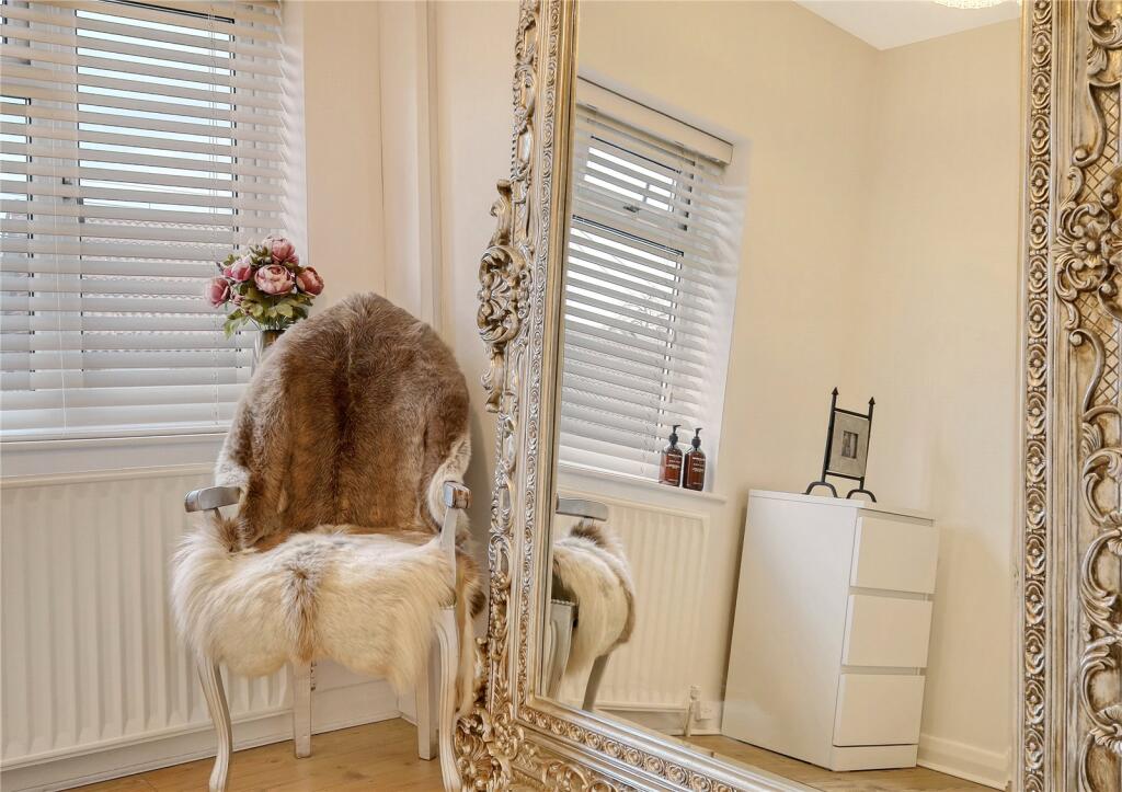 Additional property image - Hillside Road, Billericay, Essex, CM11