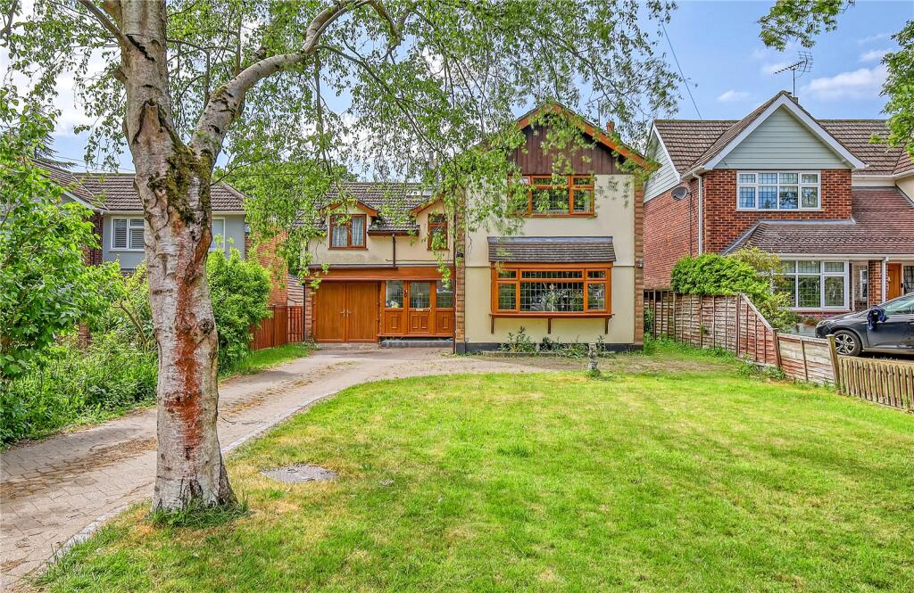 Main image of property: Park Lane, Ramsden Heath, Billericay, Essex, CM11