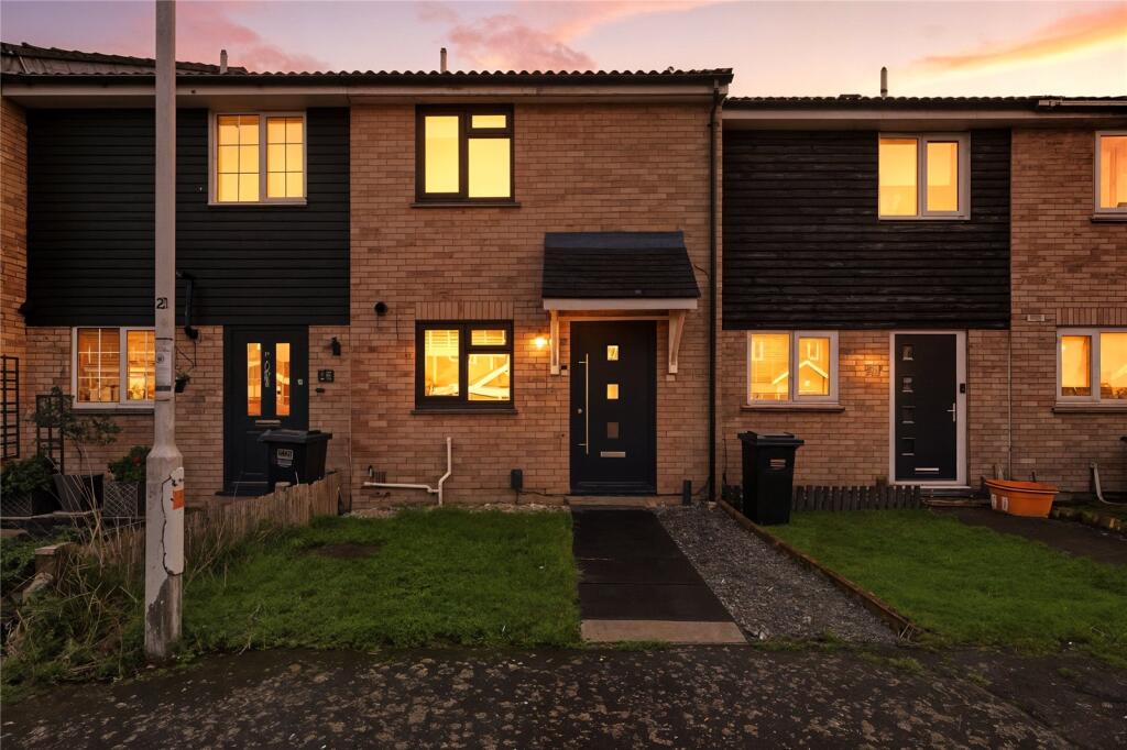 Main image of property: Fraser Close, Laindon, Essex, SS15