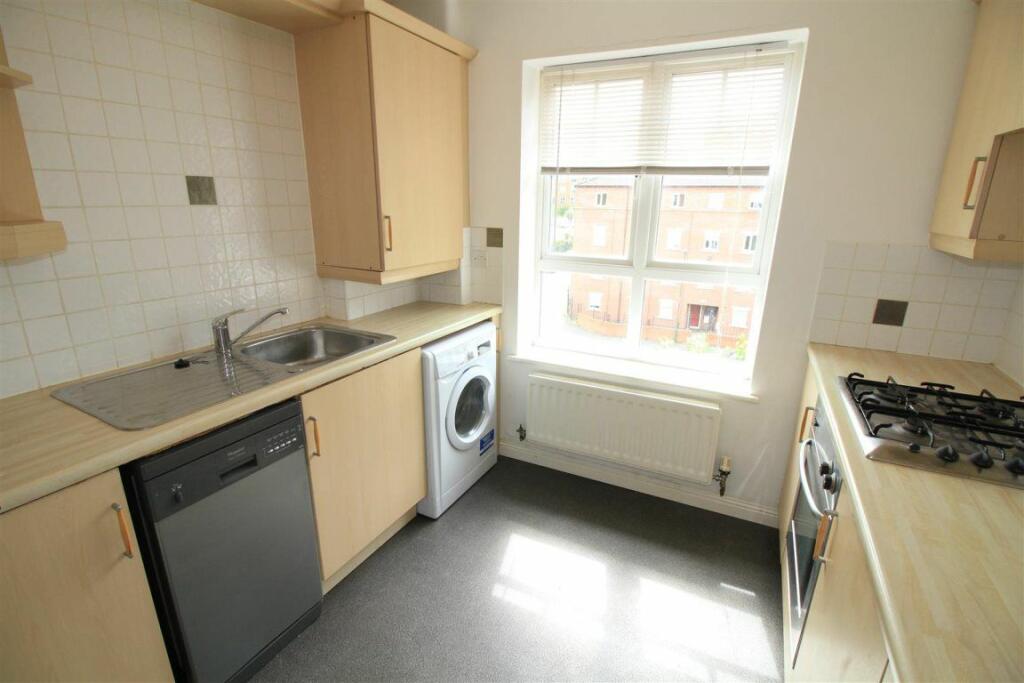 2 bedroom flat for rent in Seymour Court, Nottingham, Notitngham, NG7