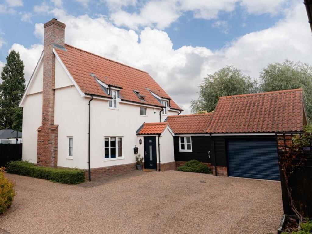 Main image of property: Ashbocking, Ipswich