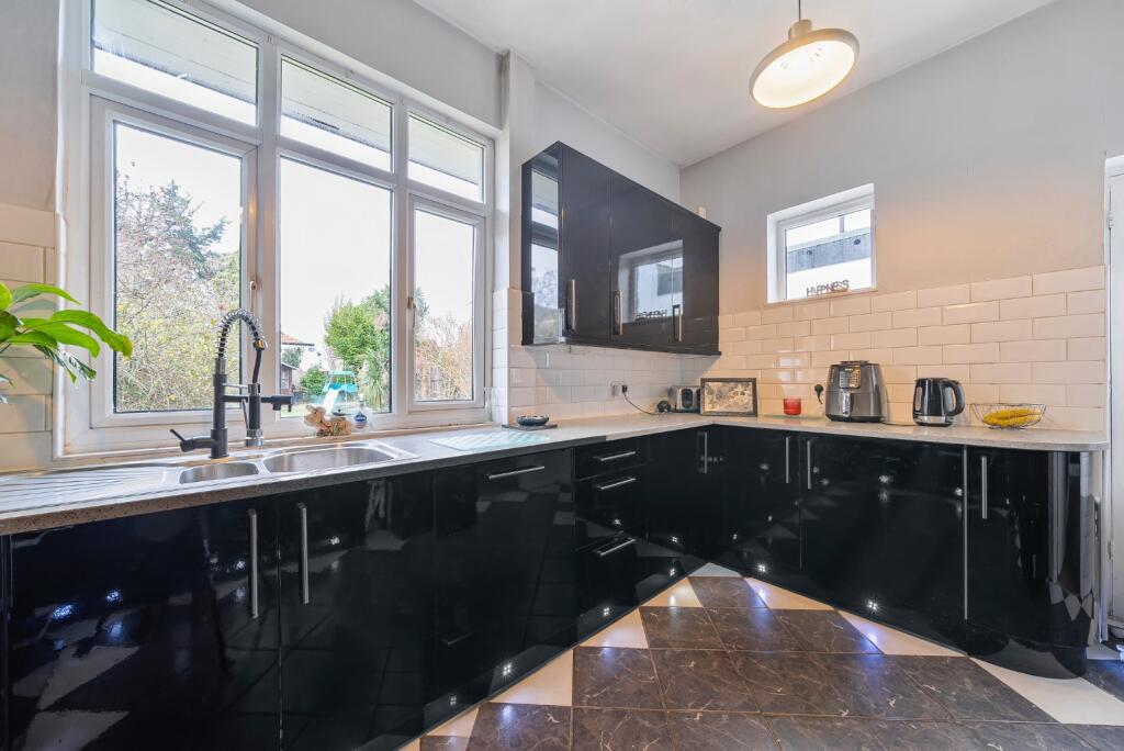 Additional property image - Braundton Avenue, Sidcup, Kent, DA15