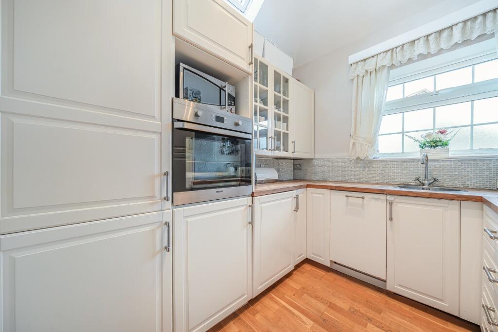 Additional property image - Brook Lane, Bexley, Kent, DA5