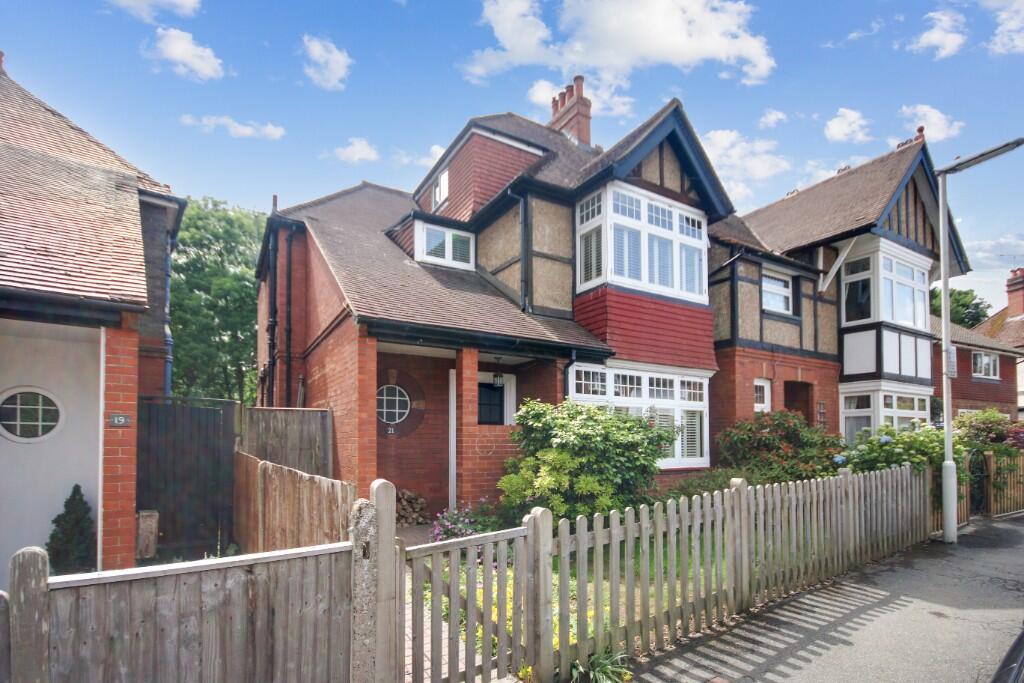 Main image of property: Crescent Road, East Grinstead, West Sussex, RH19